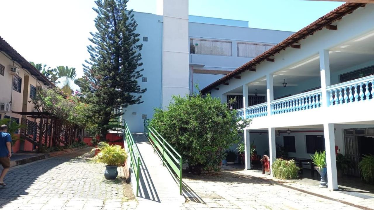 Cr Hotel Bueno - Antigo Hotel Serras De Goyaz 戈亚尼亚 外观 照片 The school's main building