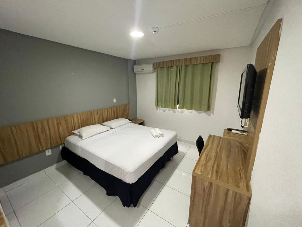 Cr Hotel Bueno - Antigo Hotel Serras De Goyaz 戈亚尼亚 外观 照片