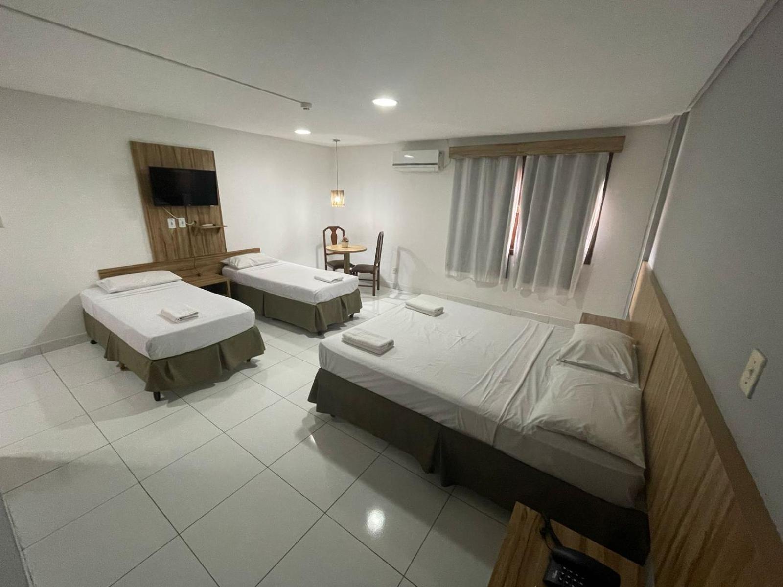 Cr Hotel Bueno - Antigo Hotel Serras De Goyaz 戈亚尼亚 外观 照片 A room at the hotel