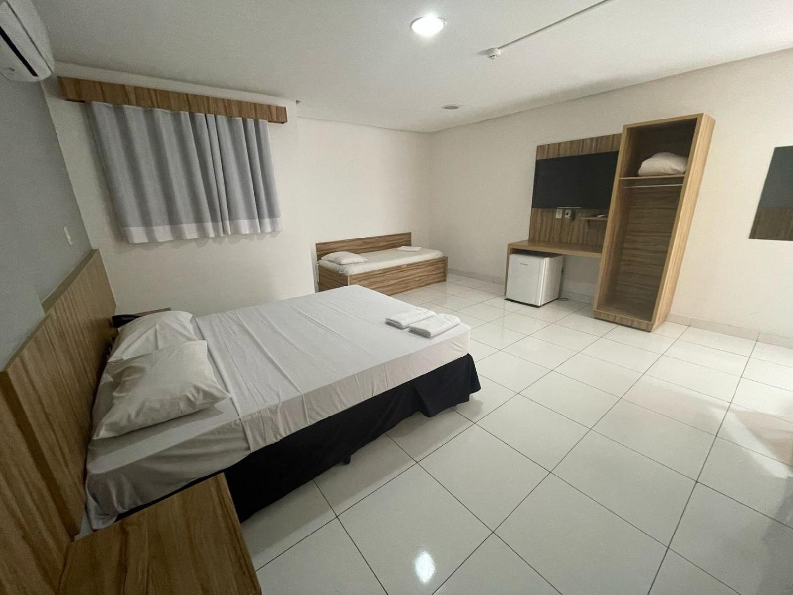Cr Hotel Bueno - Antigo Hotel Serras De Goyaz 戈亚尼亚 外观 照片 A room at the hotel
