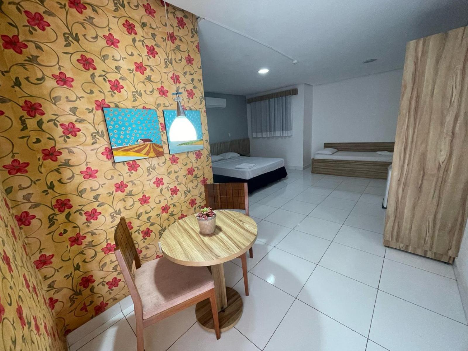 Cr Hotel Bueno - Antigo Hotel Serras De Goyaz 戈亚尼亚 外观 照片 A room at the hotel